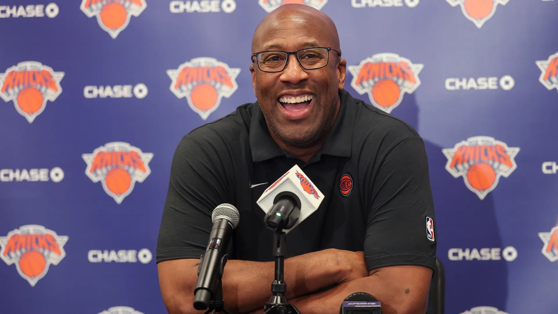 Mike Brown of the New York Knicks speaks to the media at Knicks Training Facility in 2025 (Source: Dustin Satloff/Getty Images)