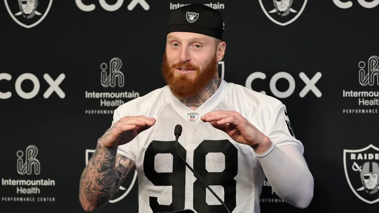 Maxx Crosby #98 of the Las Vegas Raiders.