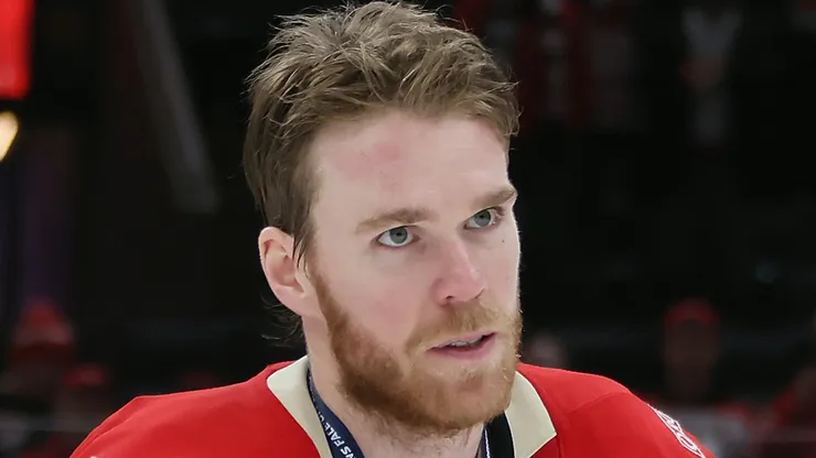 Connor McDavid reportedly approves of Mike Babcock's potential hiring.