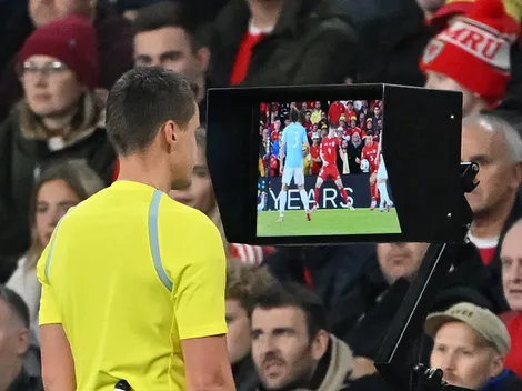 How will VAR and semi-automated offside technology work at the 2026 World Cup?