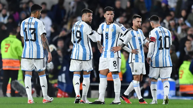 Enzo Fernandez of Argentina reacts with teammates at halftime during the FIFA World Cup 2026 Qualifier match