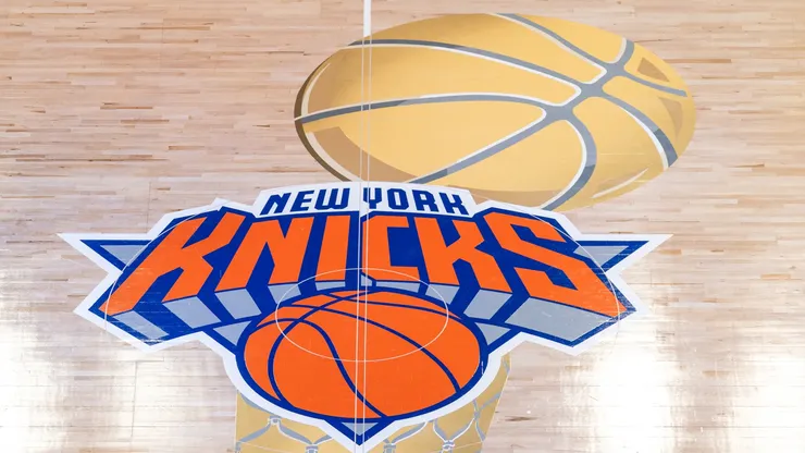 The New York Knicks and San Antonio Spurs face in 2026 NBA Finals.