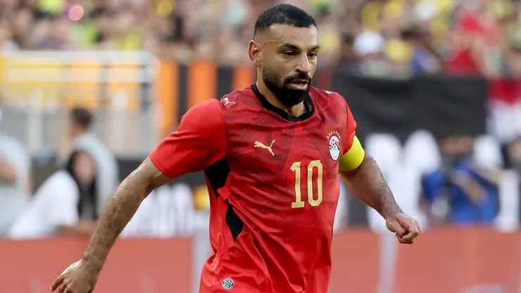 Mohamed Salah #10 of Egypt controls the ball during the international friendly match against Brazil
