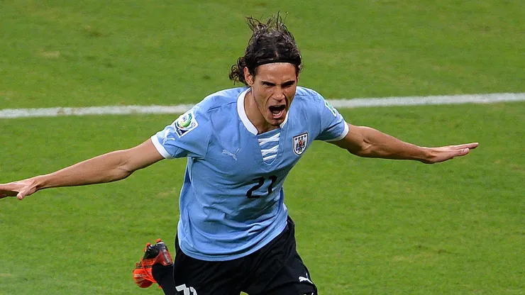 Edinson Cavani during a Uruguay match.