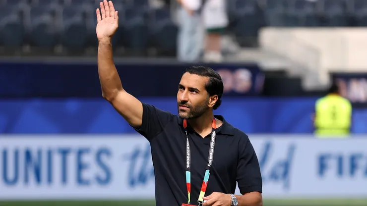 Saman Ghoddos