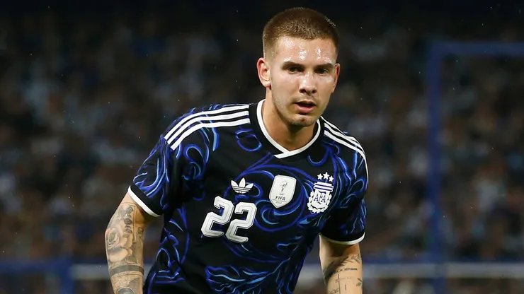 Franco Mastantuono of Argentina follows the action during an international friendly match.