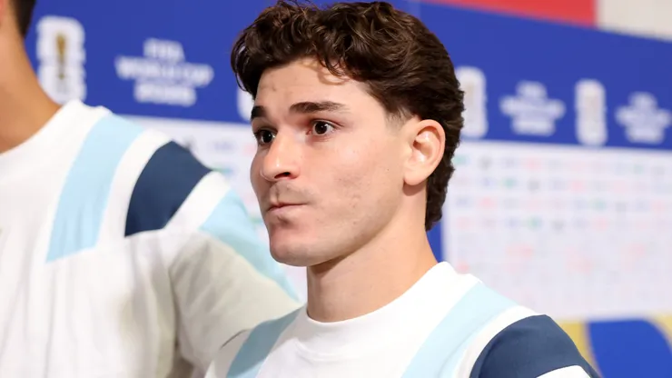 Julian Alvarez #9 of Argentina arrives.