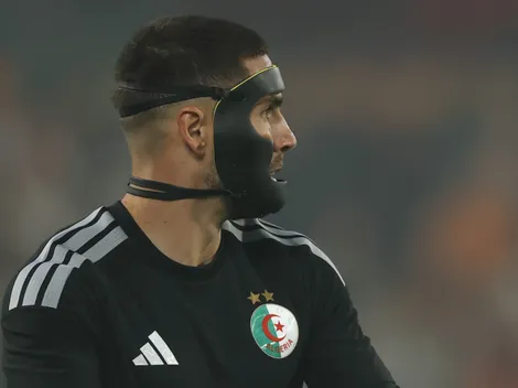 Why Algeria GK Luca Zidane is wearing a mask vs Argentina today at 2026 World Cup