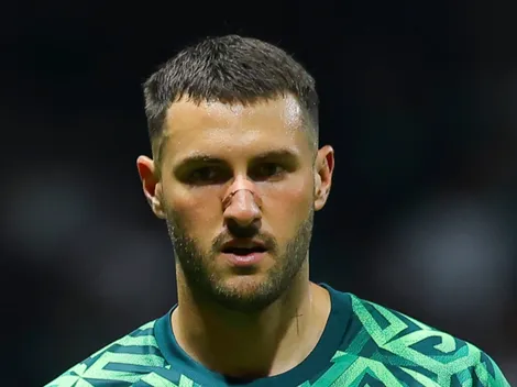 Why isn't Santiago Gimenez starting vs South Korea?