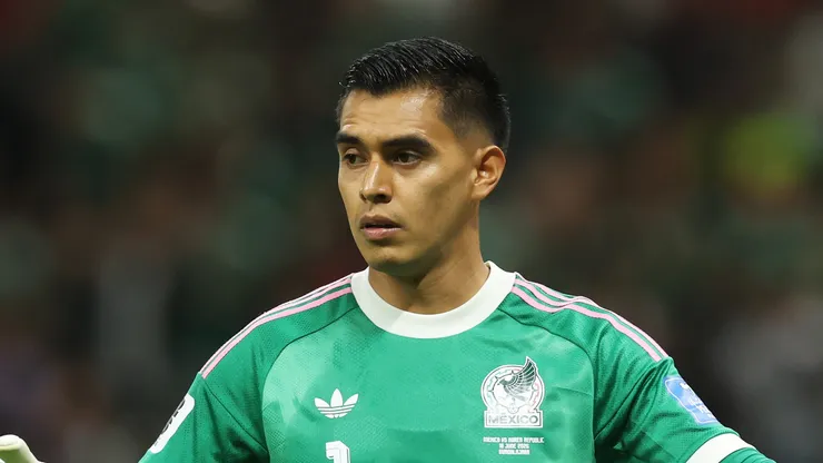 Raul Rangel #1 of Mexico at Guadalajara Stadium.