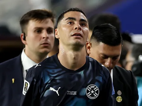 Why did Miguel Almiron get a red card in Paraguay vs Turkiye at the 2026 World Cup?