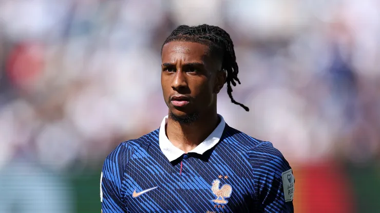 Michael Olise #11 of France.