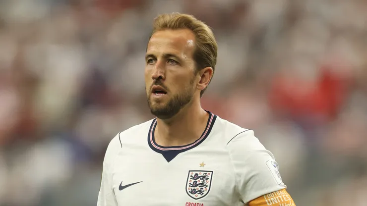 Harry Kane #9 of England.