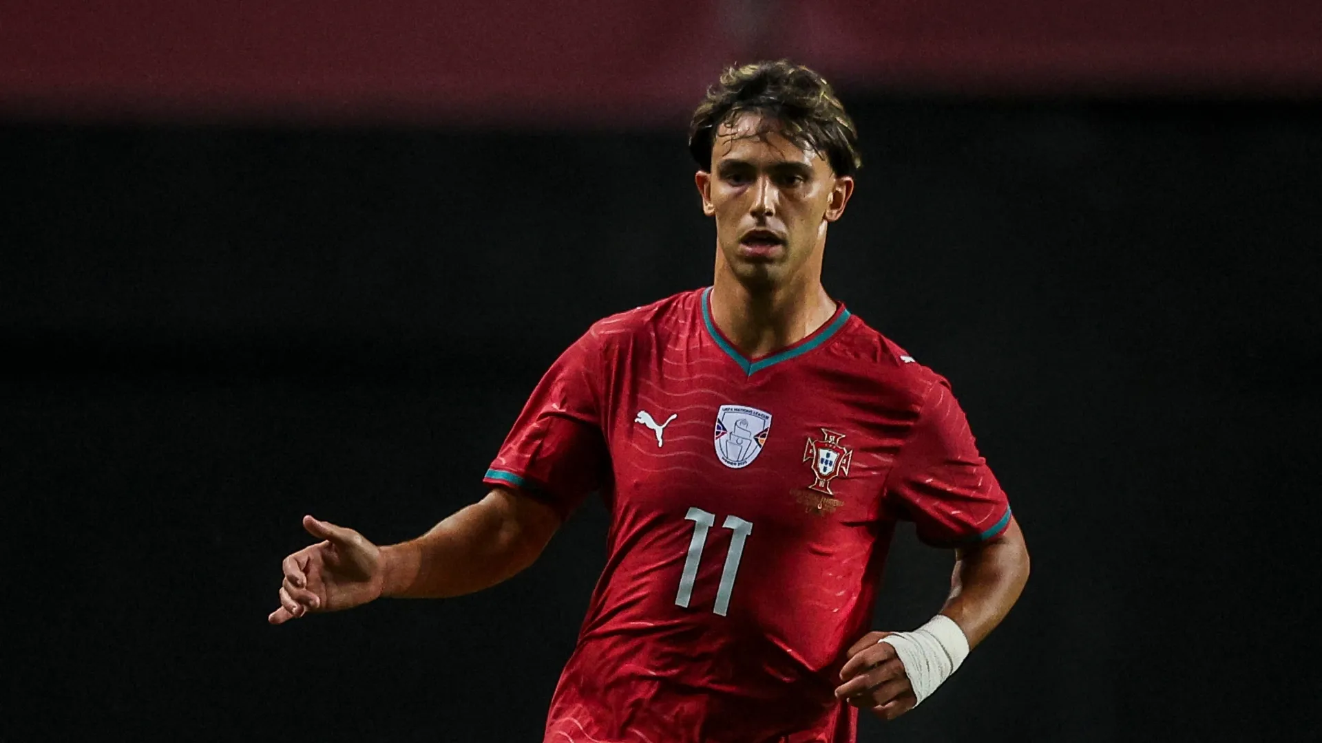 Joao Felix is replacing Bernardo Silva.