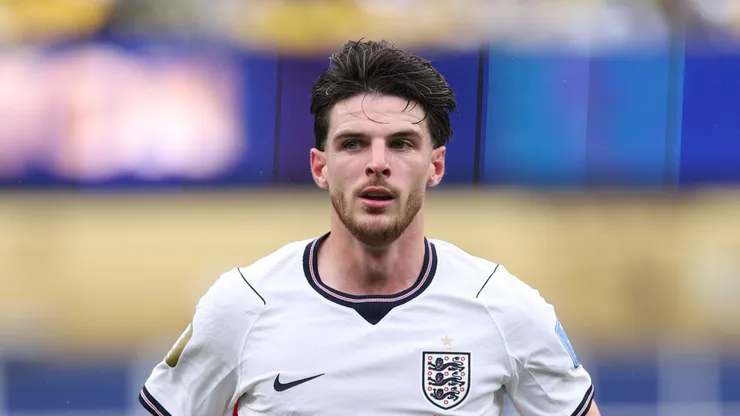 Declan Rice #4 of England at Boston Stadium.