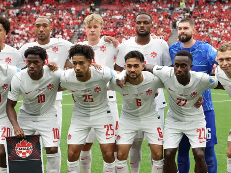 Who and when is Canada playing Round of 32?