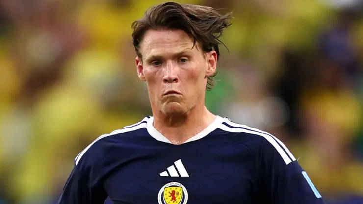 Scott McTominay #4 of Scotland controls the ball.