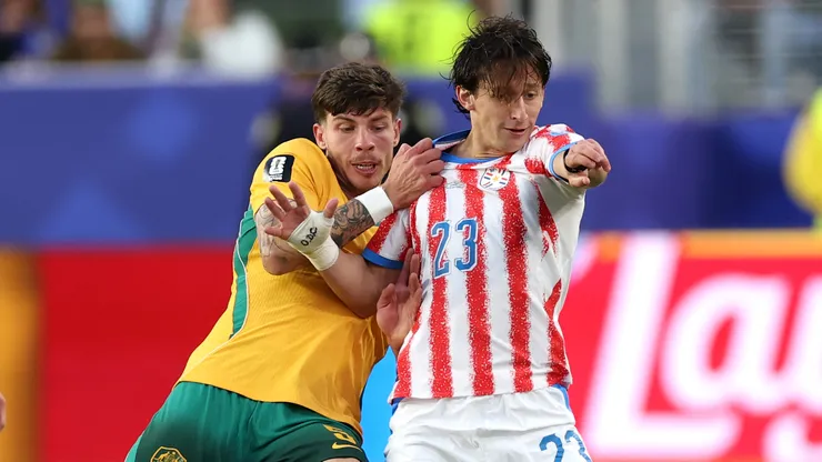 Matias Galarza of Paraguay and Jordan Bos of Australia.