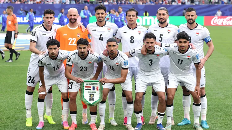 Players of Iraq pose for a team photograph before the FIFA World Cup 2026 Group I match