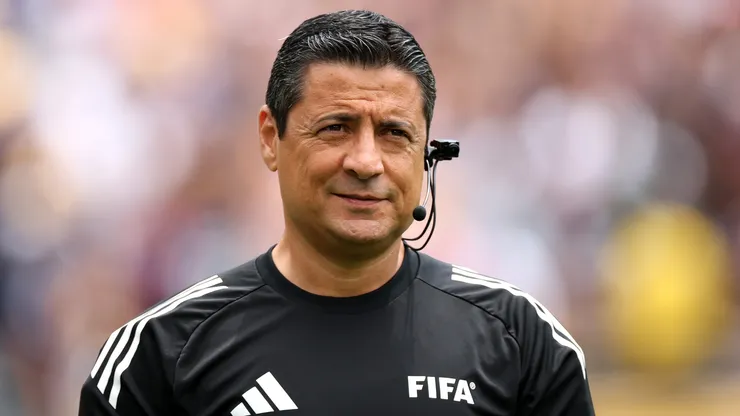 Referee Alireza Faghani before a game.