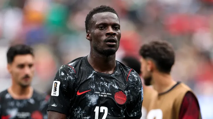 Tani Oluwaseyi #12 of Canada.