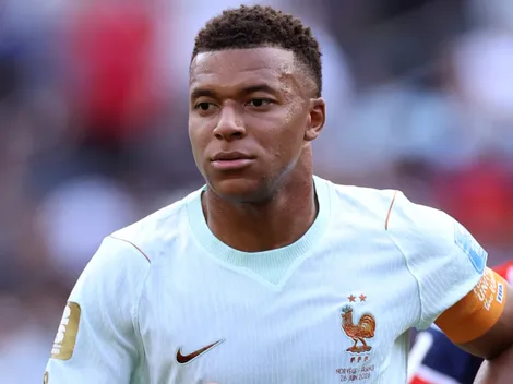 Who is the referee for France vs Sweden today?