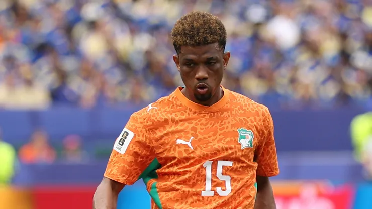 Amad Diallo #15 of Cote d'Ivoire passes the ball during the FIFA World Cup 2026 Group E match.