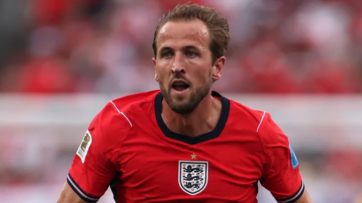 Harry Kane #9 of England.
