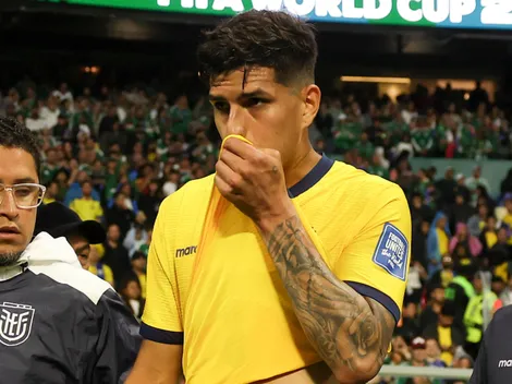 Why did Piero Hincapie get a red card in Ecuador vs Mexico?