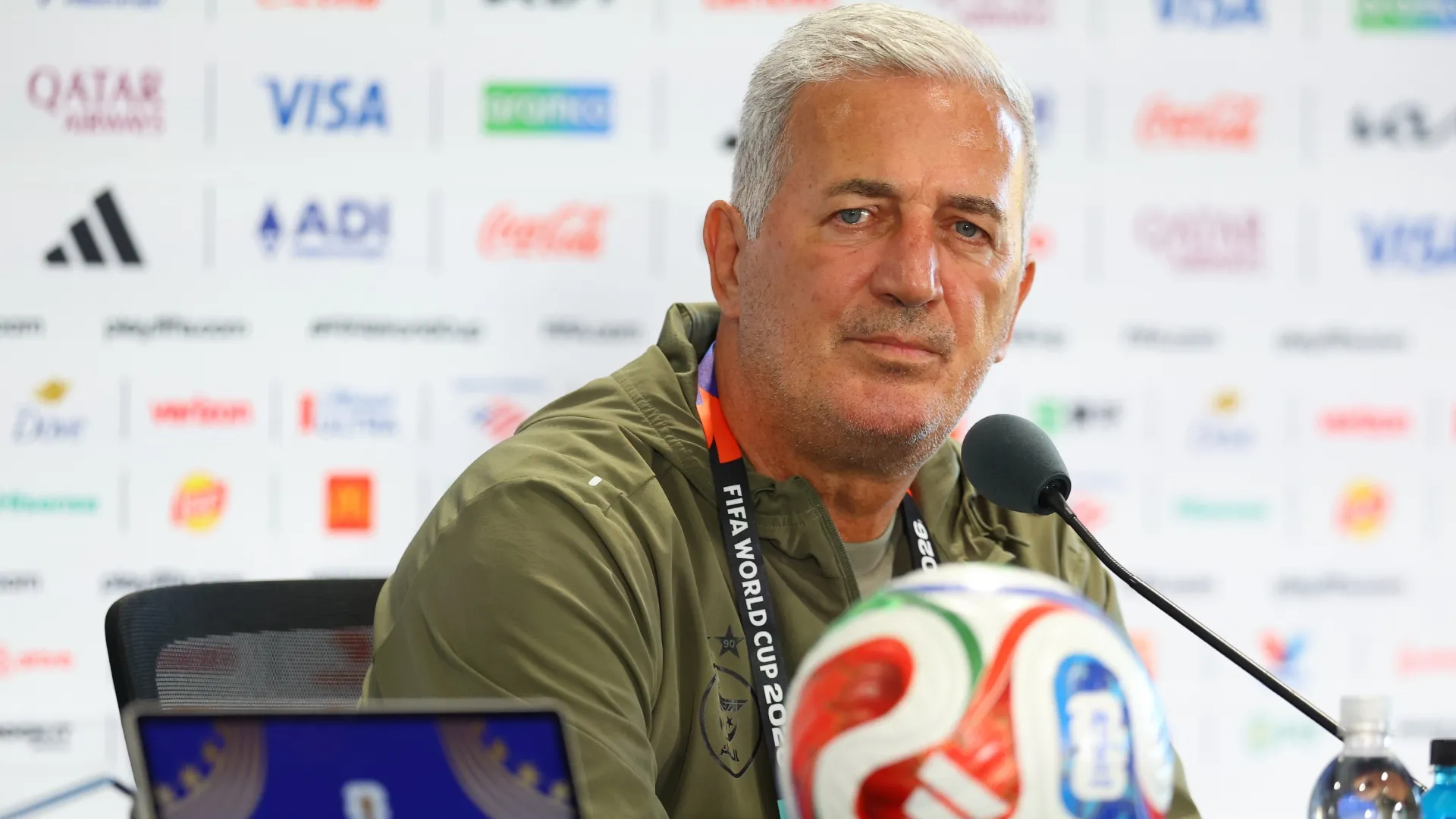 Vladimir Petkovic one day ahead of the FIFA World Cup 2026 Group J match (Source: Alejandro Pagni/Getty Images)