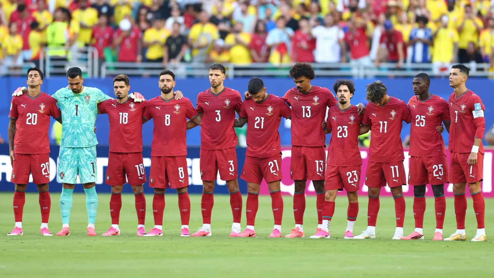 Players of Portugal. Robert Cianflone/Getty Images
