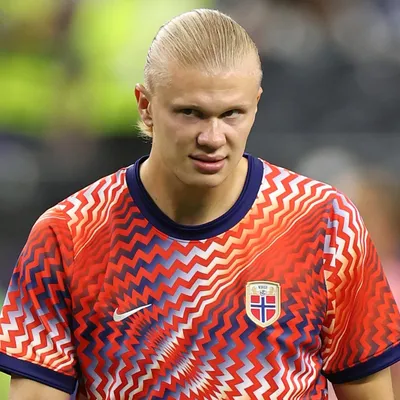 The uniforms England and Norway are wearing today