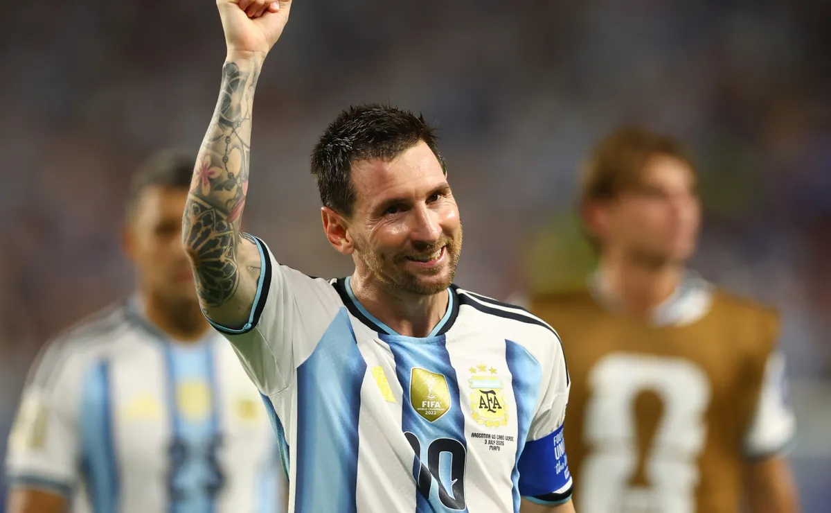 Video: Lionel Messi erzielt entscheidendes Tor zum Ausgleich Argentiniens ...