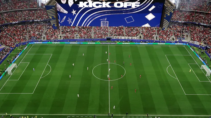 A general view of kick off during a game.