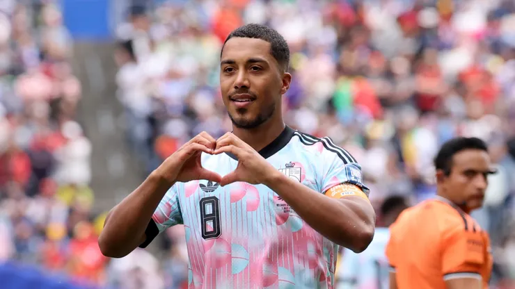 Youri Tielemans #8 of Belgium.