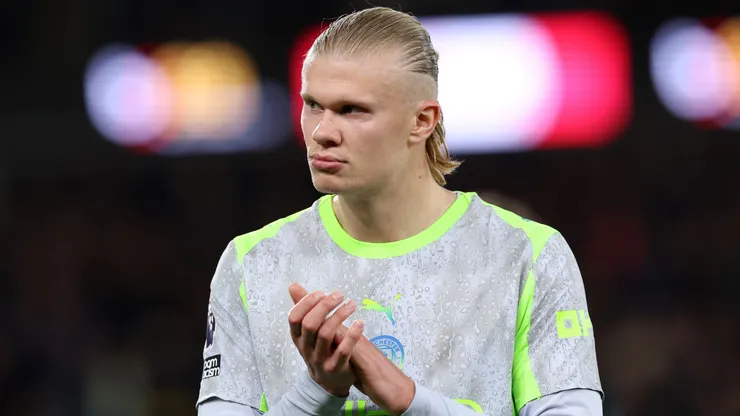 Erling Haaland of Manchester City acknowledges the fans.