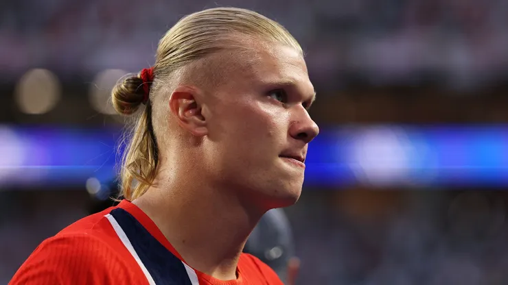 Erling Haaland #9 of Norway reacts.