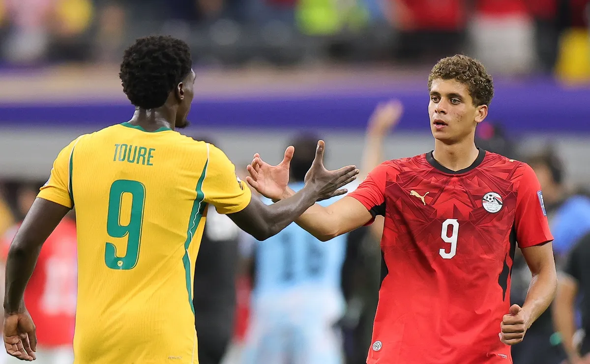 Why do some players exchange jerseys after 2026 World Cup games?