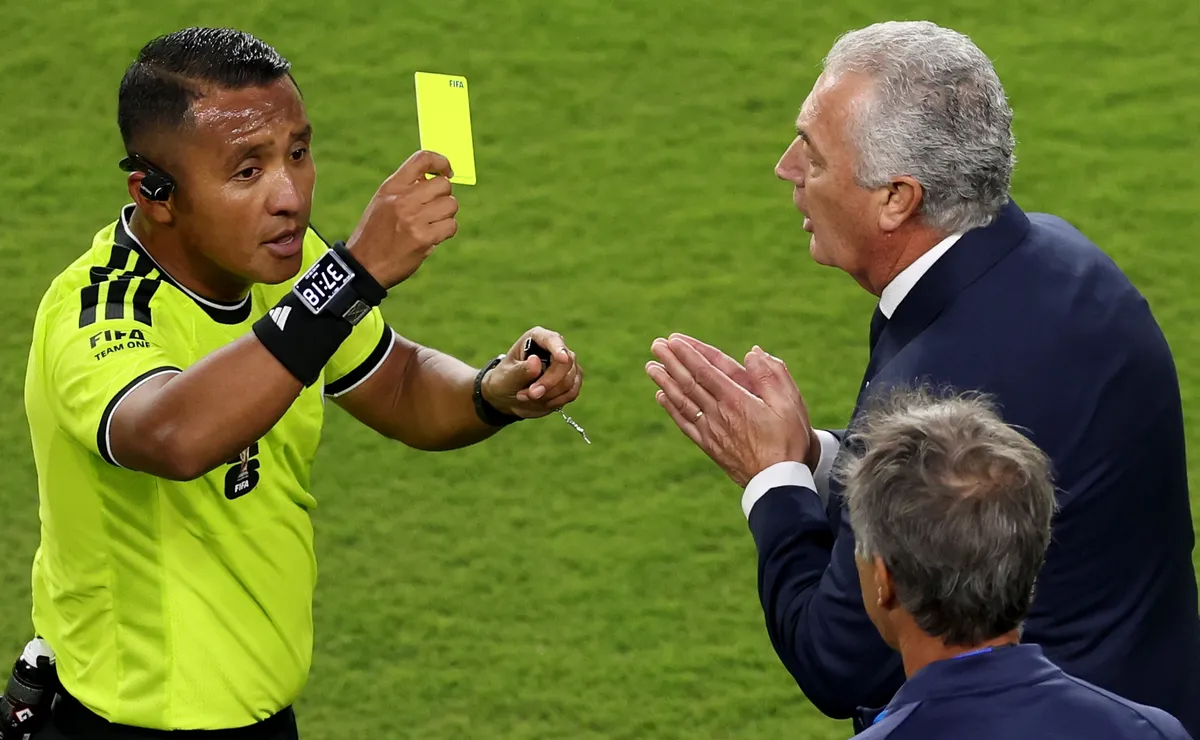 What happens if a coach gets a yellow card at the 2026 World Cup?