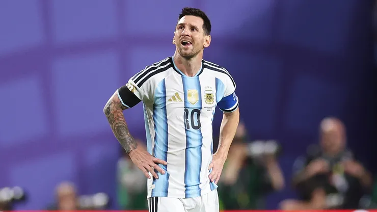 Lionel Messi #10 of Argentina reacts.