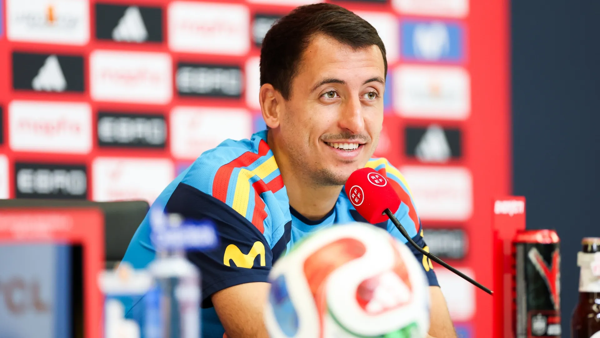 Mikel Oyarzabal speaks with the press during the Press Conference (Source: Florencia Tan Jun/Getty Images)