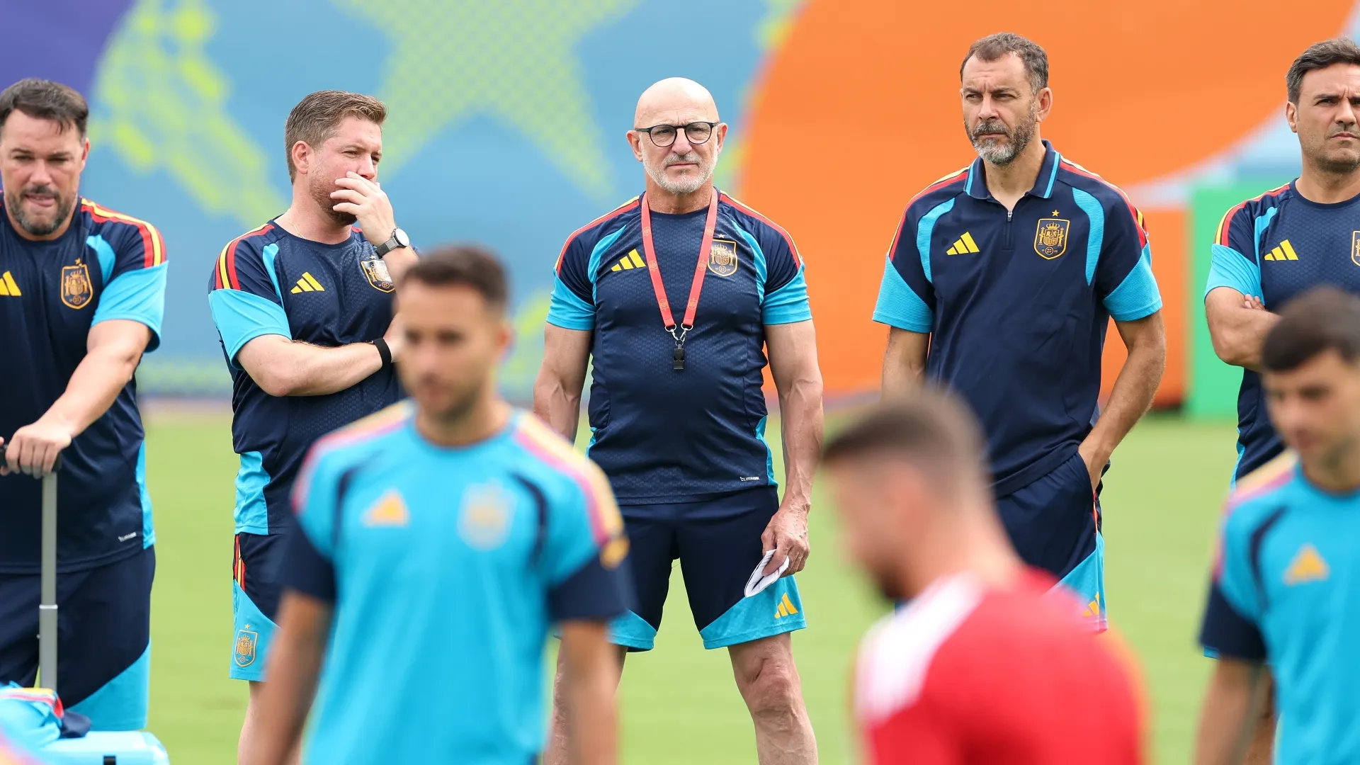 De La Fuente with his Spain squad