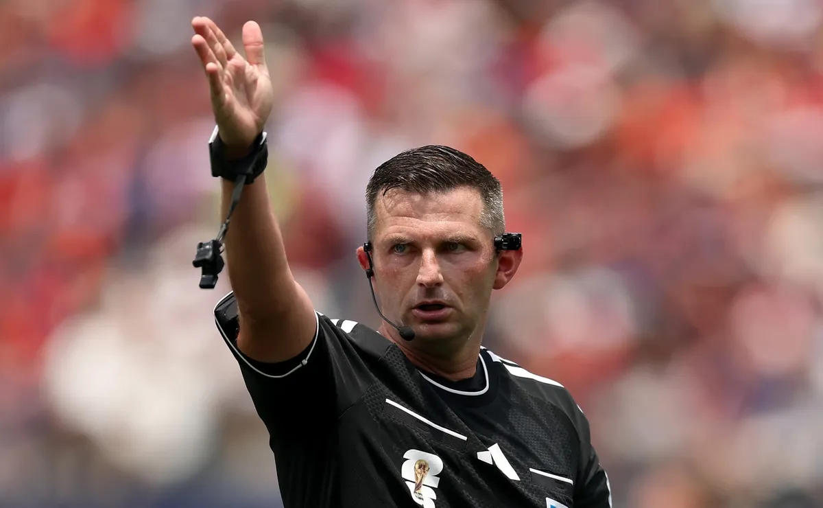 2026-world-cup-why-did-fifa-send-referee-michael-oliver-back-to