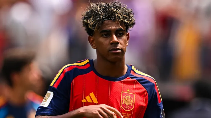 Lamine Yamal #19 of Spain during the FIFA World Cup 2026 Quarter Final match