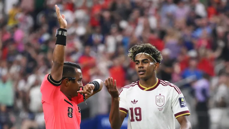 Lamine Yamal #19 of Spain.