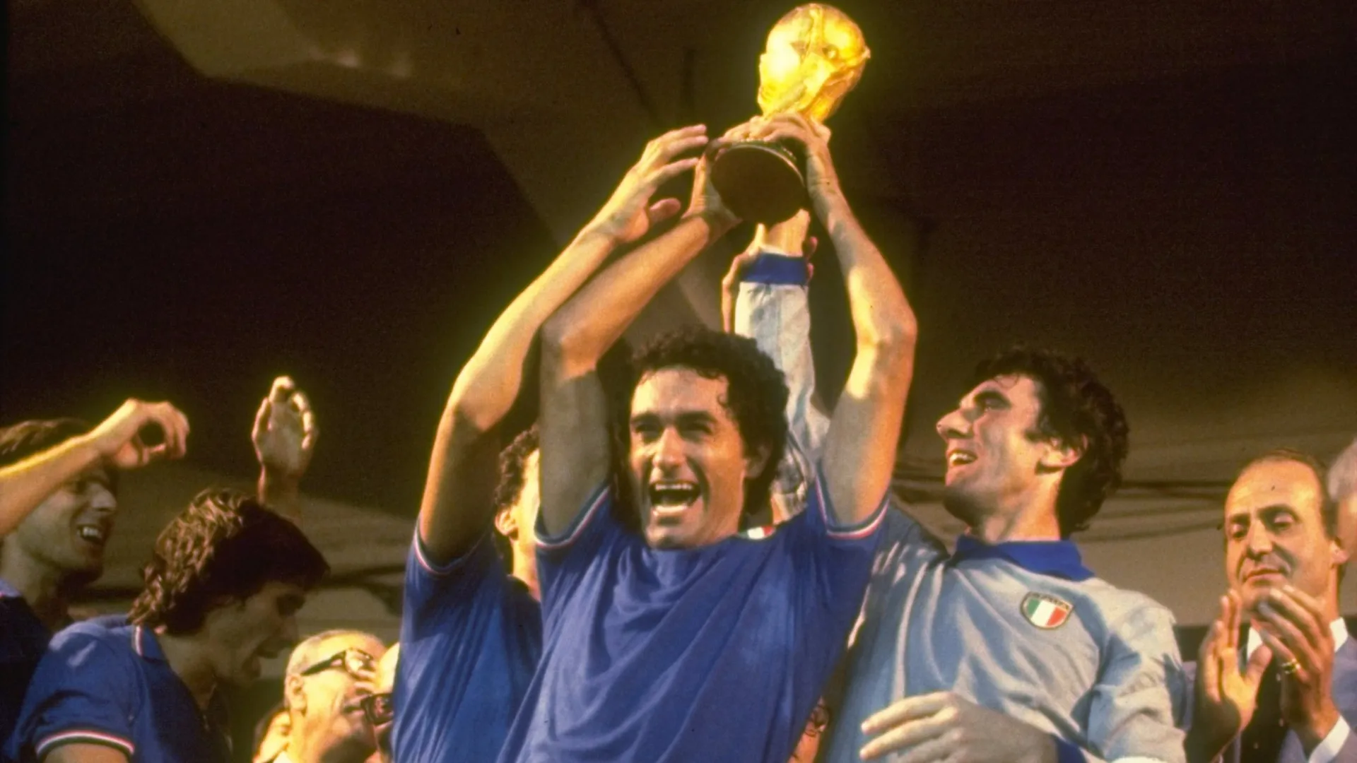 Scirea and Dino Zoff of Italy hold the trophy aloft after the World Cup final against West Germany- Steve Powell/Allsport-Getty Images