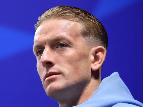 Who's replacing Pickford as goalkeeper in England vs France?
