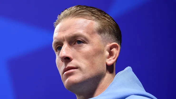 Jordan Pickford of England