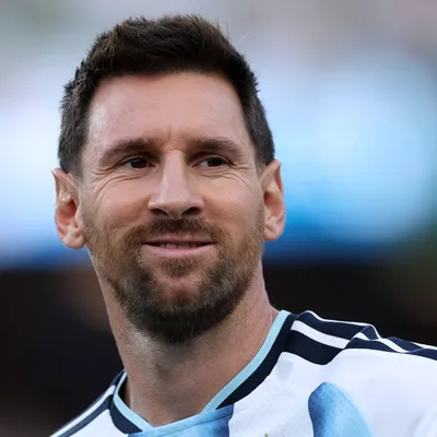 The uniforms Argentina and Spain are wearing today for 2026 World Cup final
