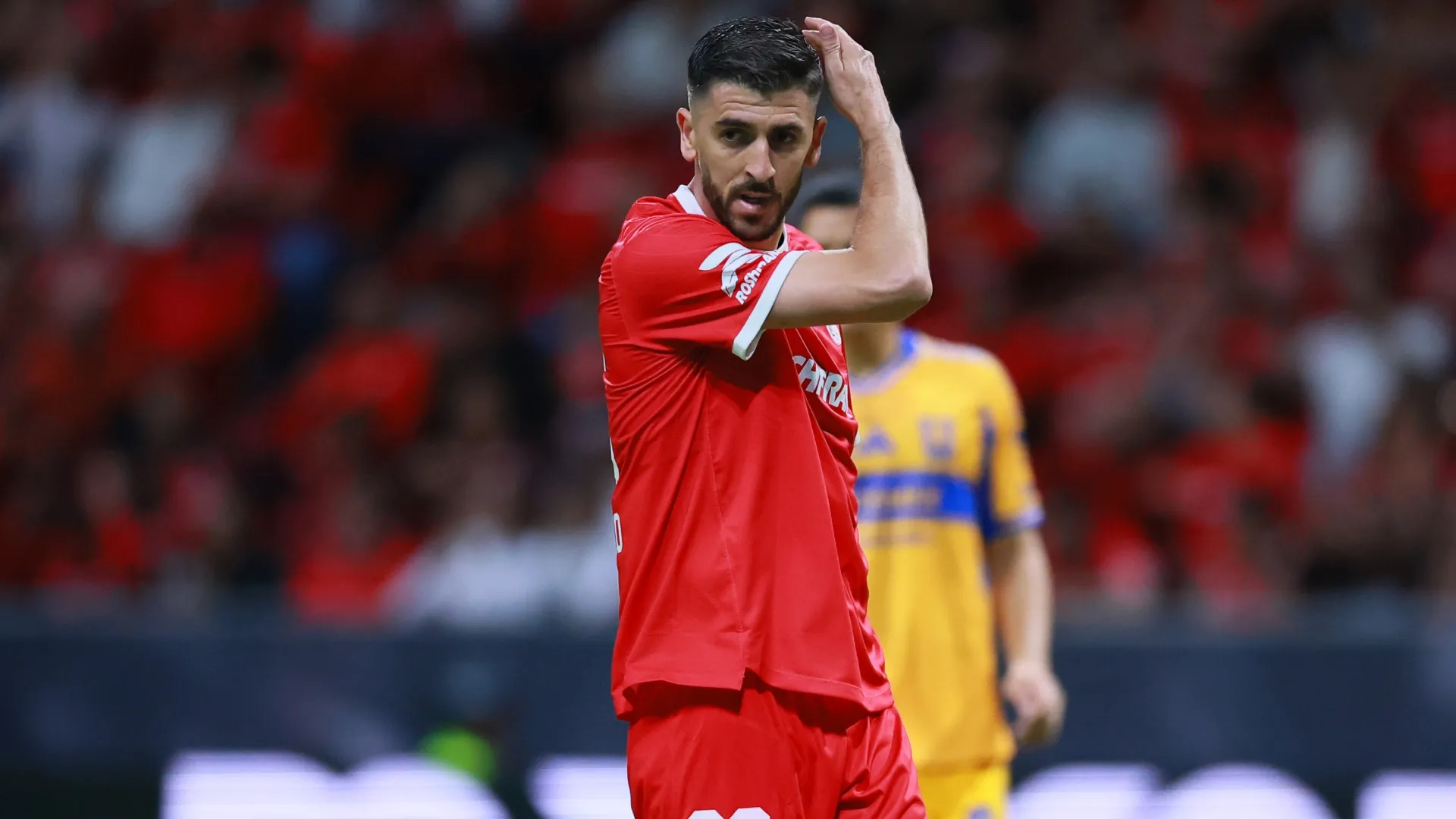 Paulinho of Toluca – Manuel Velasquez/Getty Images